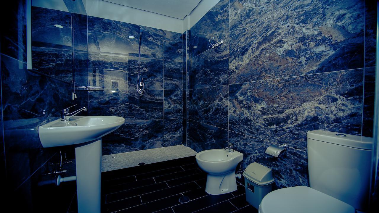 Hotel Lubjana Durrës 外观 照片