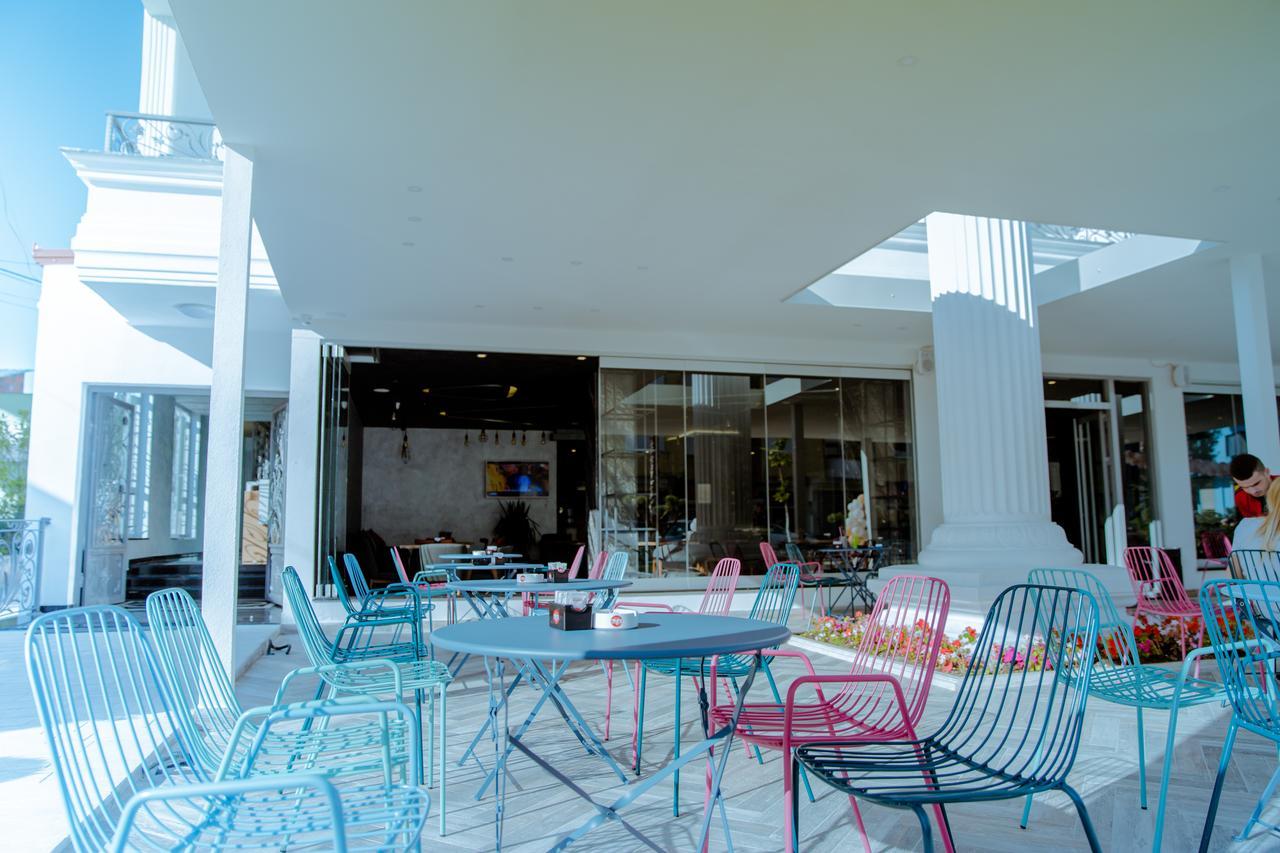 Hotel Lubjana Durrës 外观 照片
