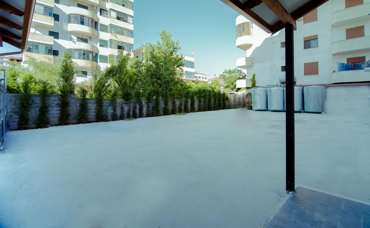Hotel Lubjana Durrës 外观 照片