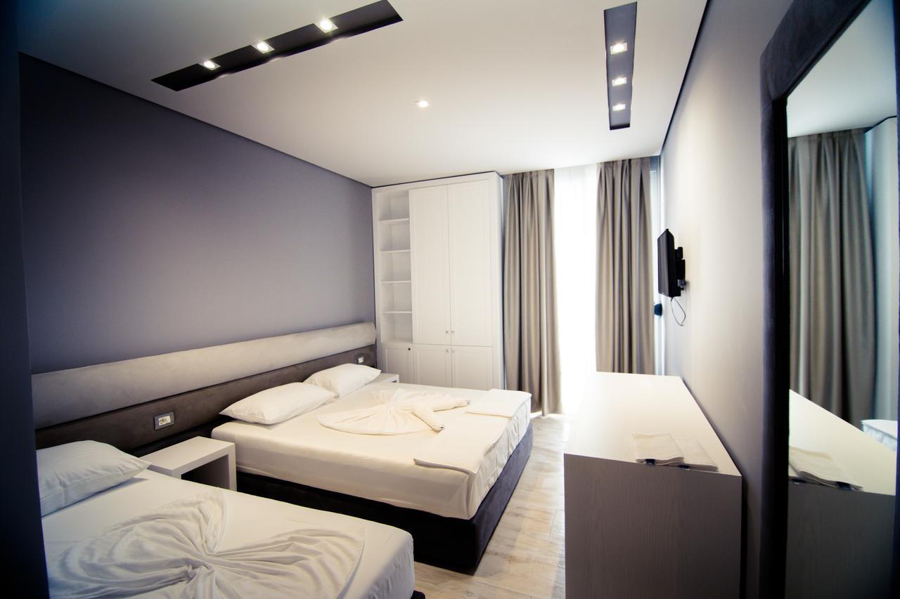 Hotel Lubjana Durrës 外观 照片